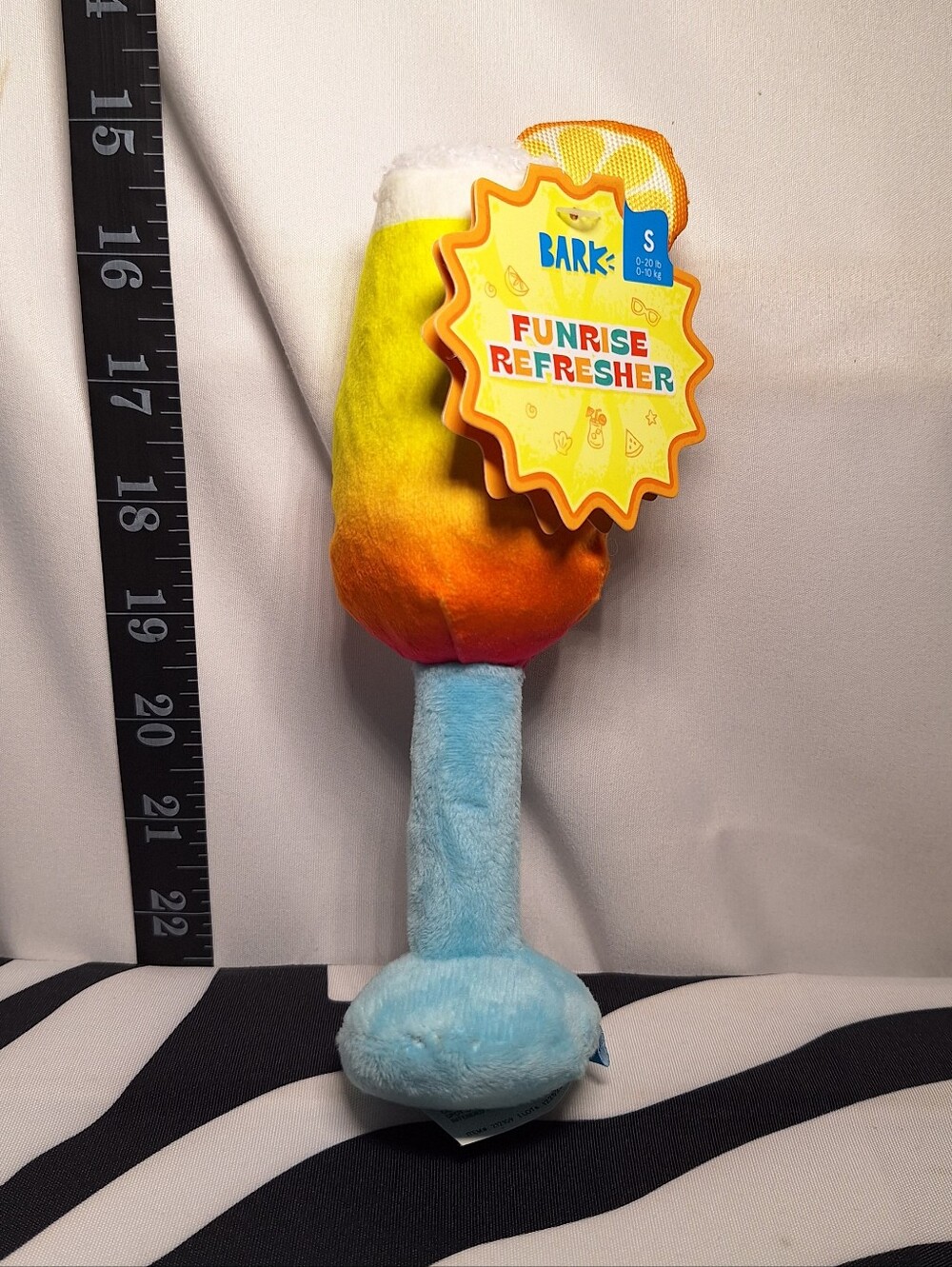 NWT Bark Funrise Refresher Dog Toy S